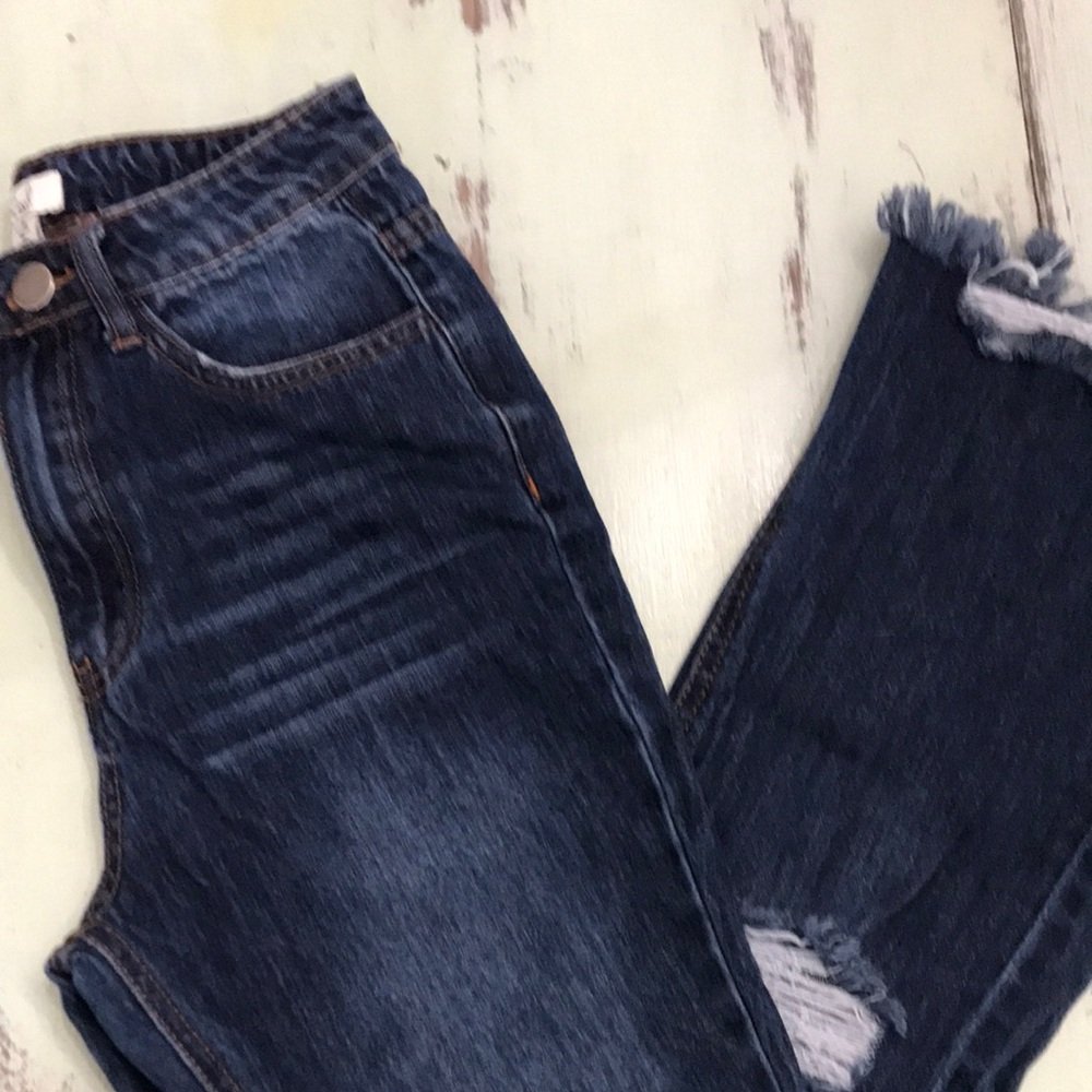 Easel Blue Ankle Cropped Jeans with Distressed Hem
